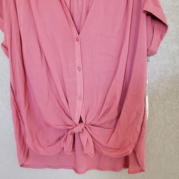 Caslon flowy front tie blouse size Medium  New - Picture 8 of 8